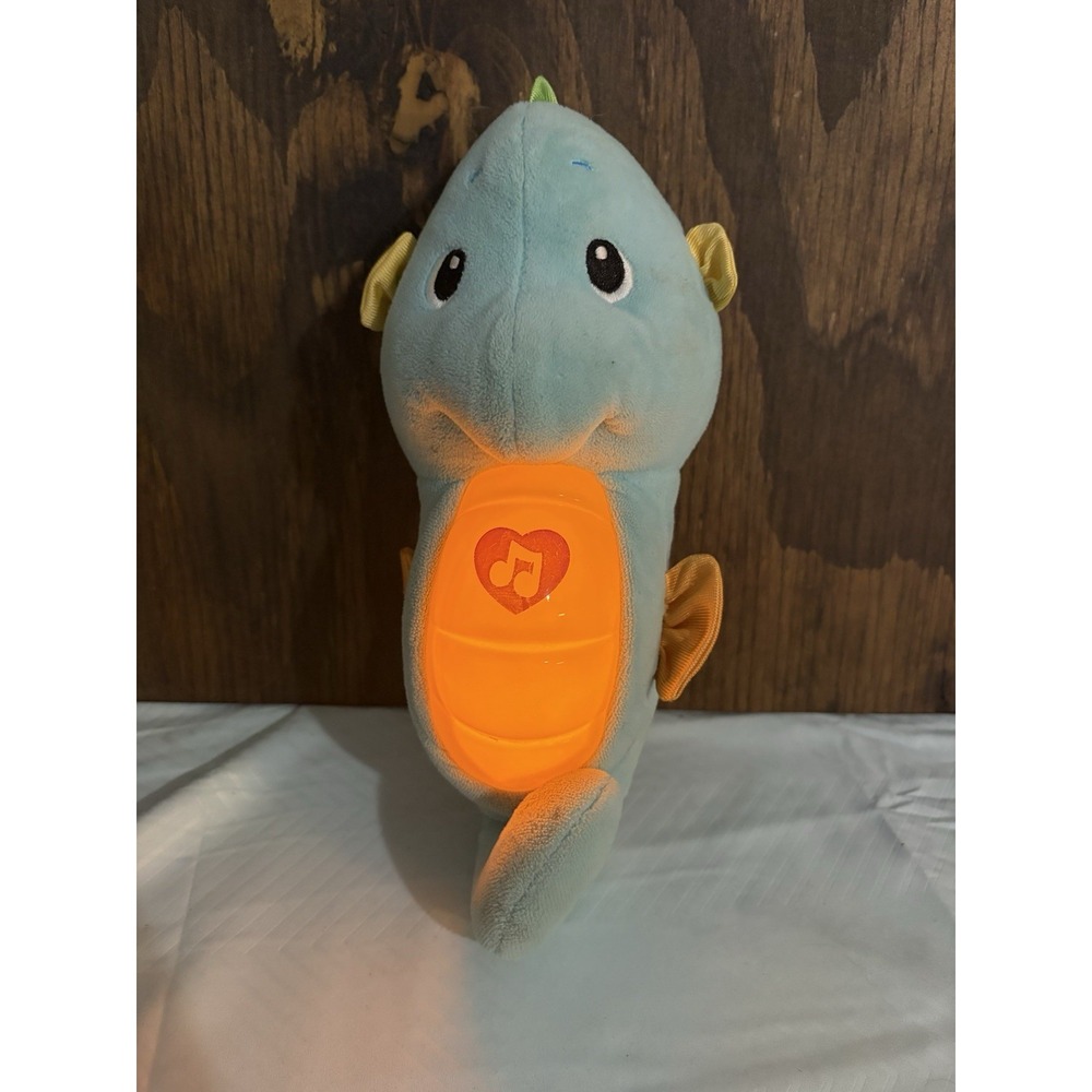 T-2112 Fisher Price Soothe and Glow Seahorse Blue Plush Sound Lights Works 10"